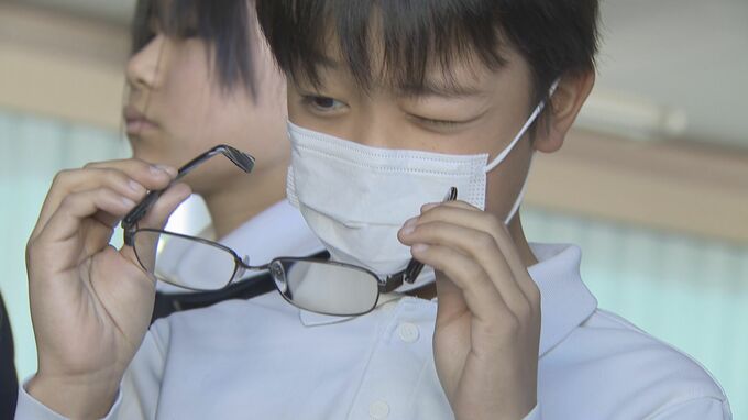 奉仕団体“山口キワニスクラブ”「児童の成長につながれば」小学校でキャリア教育　講師はメガネ専門店店長　|TBS NEWS DIG