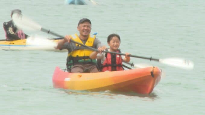 潮と風と波を感じて　油谷湾で自然を満喫　カヤック体験　　|　山口のニュース・天気・防災｜tys NEWS｜ｔｙｓテレビ山口