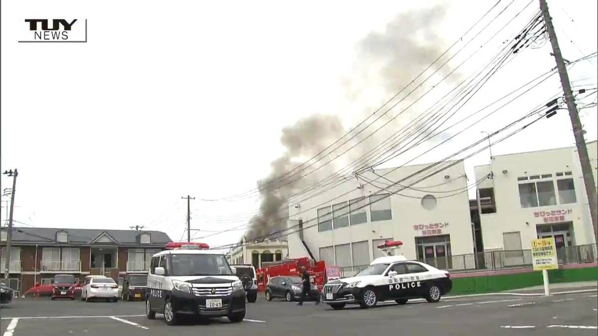 出火時複数の利用客が…山形市のホテル火災 建物が半焼するもケガ人なし 出火原因の特定には至らず | TBS NEWS DIG