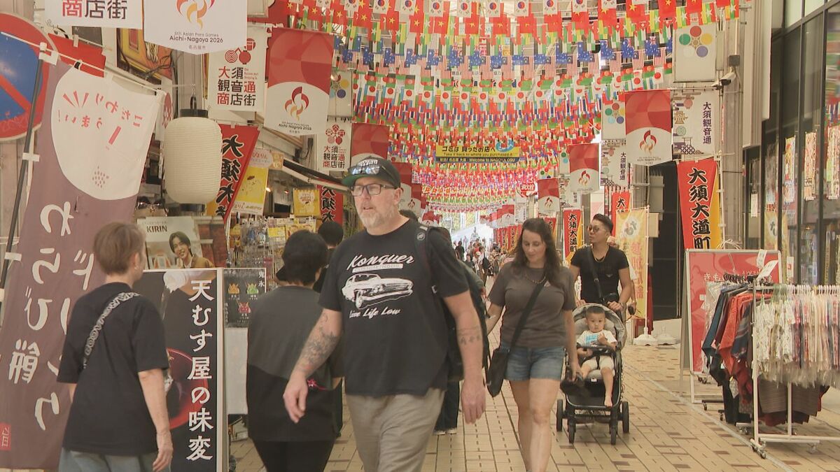 アジア大会で名古屋の街は…大須商店街に外国人観光客 ｢サッカー見に来た｣｢寺や神社が美しい｣  高級品売れた帽子店も
