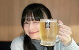 【 影山優佳 】　黄金色のビールジョッキ掲げ　「しあわせとはこのことだね」|TBS NEWS DIG