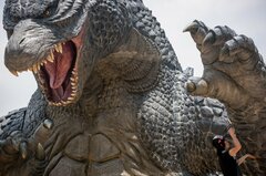 11月公開のゴジラ新作に市場は熱視線、東宝株が上昇－3Qも好調| TBS CROSS DIG with Bloomberg