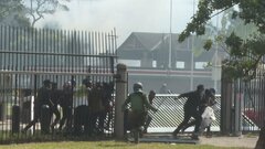 アフリカ・ケニア　増税法案への反対デモ　少なくとも23人死亡　大統領が法案撤回を表明| TBS CROSS DIG with Bloomberg
