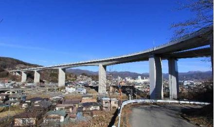 最大11キロの渋滞予測 追突事故多発の長野道岡谷高架橋で12日からリニューアル工事再開 お盆挟んで11月まで昼夜連続で車線規制 末尾での追突事故に最大限の注意を|TBS NEWS DIG