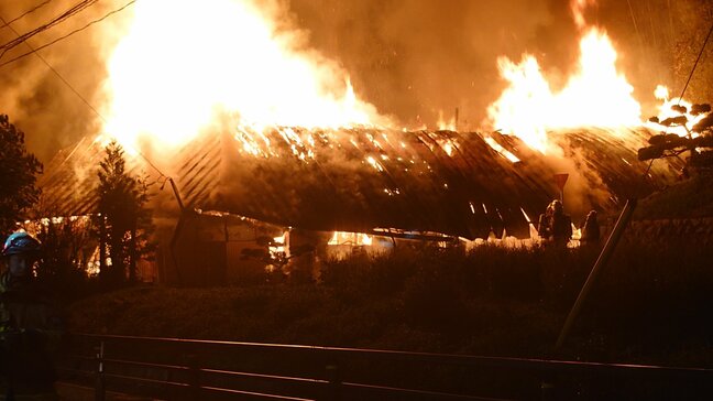 「ごうごうと燃えていた」住宅全焼、焼け跡から1人の遺体　50代男性けが、遺体は妻か　福島・田村市|TBS NEWS DIG