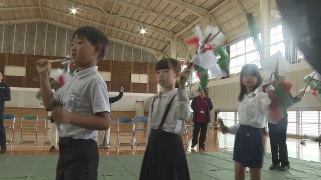 「ずっと続いてほしい」約２６０年前に始まった神楽を小学生が体験　山口県長門市|TBS NEWS DIG