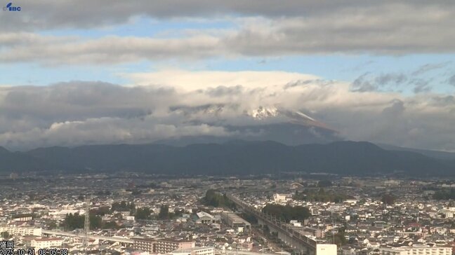 岩手山が初冠雪 2024年より「1日遅い」観測 盛岡地方気象台|TBS NEWS DIG