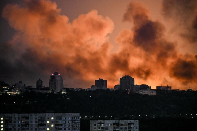 ロシア、ウクライナへのミサイル攻撃を激化－弱点突き主導権奪回狙う