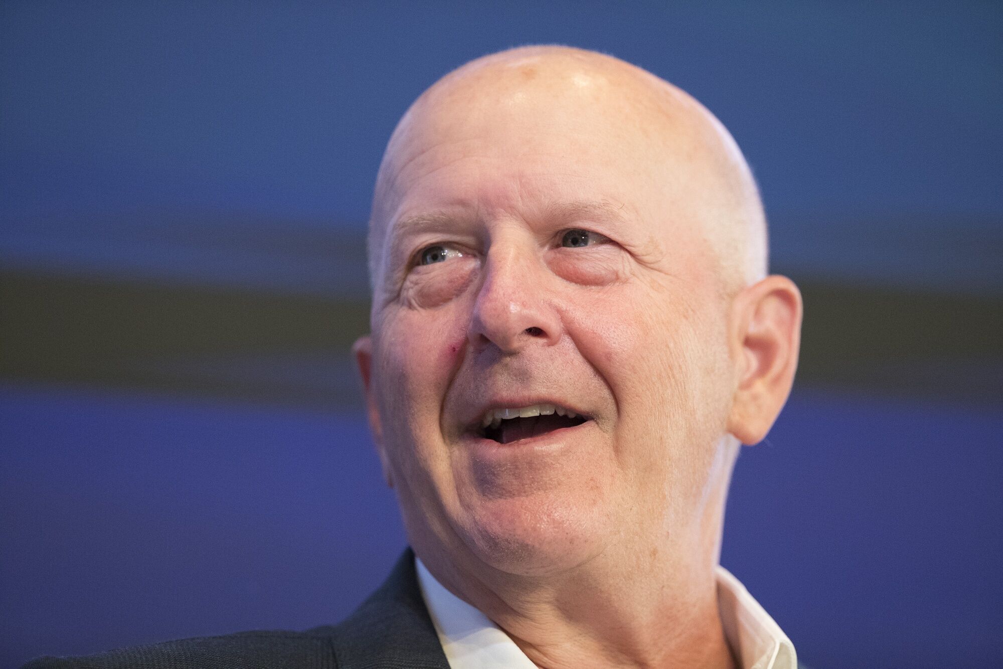 ゴールドマン、主要拠点以外への管理職異動に着手へ－コスト削減図る | TBS CROSS DIG with Bloomberg