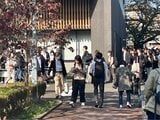 初公判の傍聴券を求め280人集まる 逮捕から57年…「袴田事件」やり直し裁判 静岡地裁で午前11時開廷【速報 袴田事件再審初公判】 | 静岡のニュース | SBSNEWS | 静岡放送