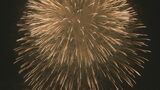 花火大会で赤ちゃんが大泣き…突然の大きな音や光　花火大会に赤ちゃんを連れて行っても大丈夫？小児科医に聞いてみると…　|　BSSニュース | BSS山陰放送