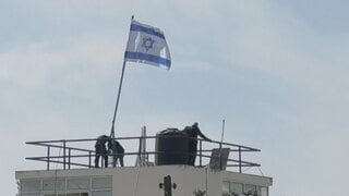 イスラエル警察が東エルサレムにある国連施設に強制立ち入り　事務総長が強く非難| TBS CROSS DIG with Bloomberg