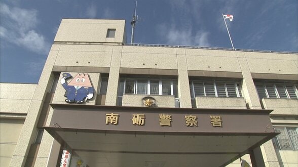 新築現場の2階屋根から2.8m転落　建築業の男性（69）が右足骨折の重傷　屋根の梁に足場を設けて作業中に転落　富山・南砺市　|　富山のニュース｜天気・防災｜チューリップテレビ