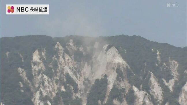 熊本地震で「広範囲の表層剥離」発生の島原市眉山などを知事らが現地視察 今後大雨による土砂崩れのおそれも|TBS NEWS DIG
