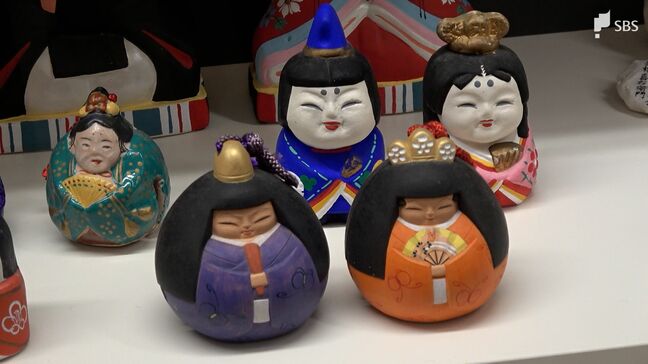 "土鈴博士"コレクションずらり 遠州の小京都・静岡県森町に「土鈴」展示館誕生 小國神社の一角に約900点展示|TBS NEWS DIG