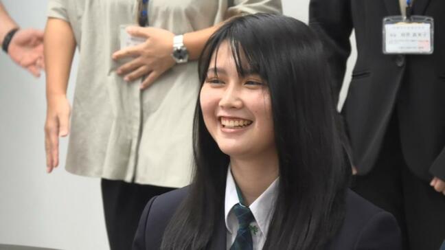 「本を読んでみたいと思う人が増えて嬉しい」　沖縄市の中学生が本の魅力を伝えるビブリオバトルで全国優勝|TBS NEWS DIG