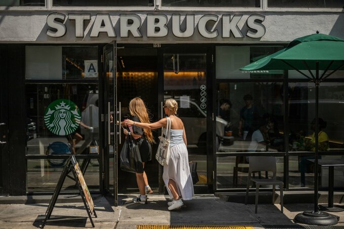 米スタバ、糖分カットでヘルシー推しに転換－新メニューを試験提供