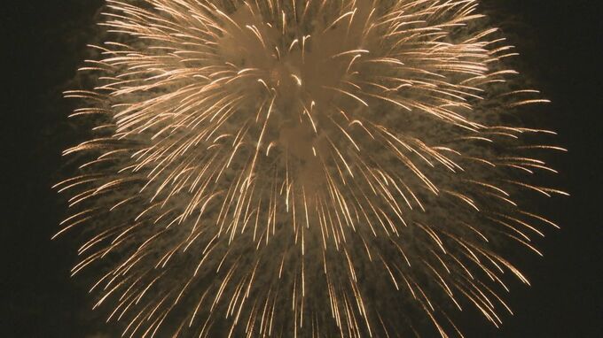 花火大会で赤ちゃんが大泣き…突然の大きな音や光　花火大会に赤ちゃんを連れて行っても大丈夫？小児科医に聞いてみると…　|　BSSニュース | BSS山陰放送