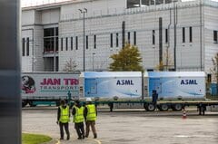 ASMLが半導体製造装置の値上げ検討、最大顧客TSMC反発－報道| TBS CROSS DIG with Bloomberg
