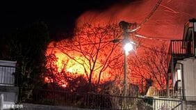 【速報】放火の疑いで近所の男から事情聴取　長崎市日の出町で空き家全焼|TBS NEWS DIG