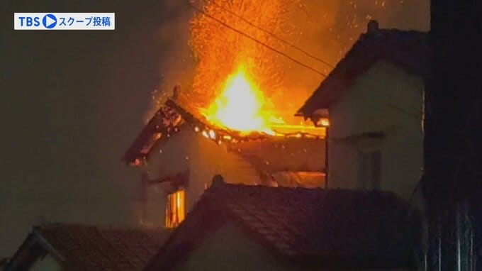 千葉・柏市の住宅で火災 焼け跡から性別不明の1人の遺体 1人暮らしの高齢女性か 警察が身元の確認進める|TBS NEWS DIG