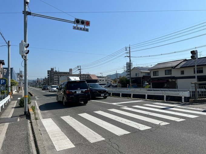 横断歩道で女性（31）はねられ死亡　22歳男を現行犯逮捕「間違いありません」容疑認める　黄色点滅信号で女性はねたか　広島　|　RCC NEWS | 広島ニュース | RCC中国放送