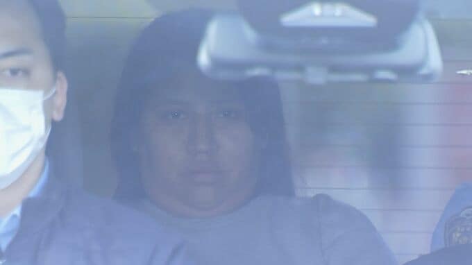 コカイン入った小袋101個を体内に隠して密輸か アルゼンチン国籍の女（30）を逮捕 29歳以下のコカインの摘発は先月末時点で前年同期比の1.8倍と急増 警視庁|TBS NEWS DIG