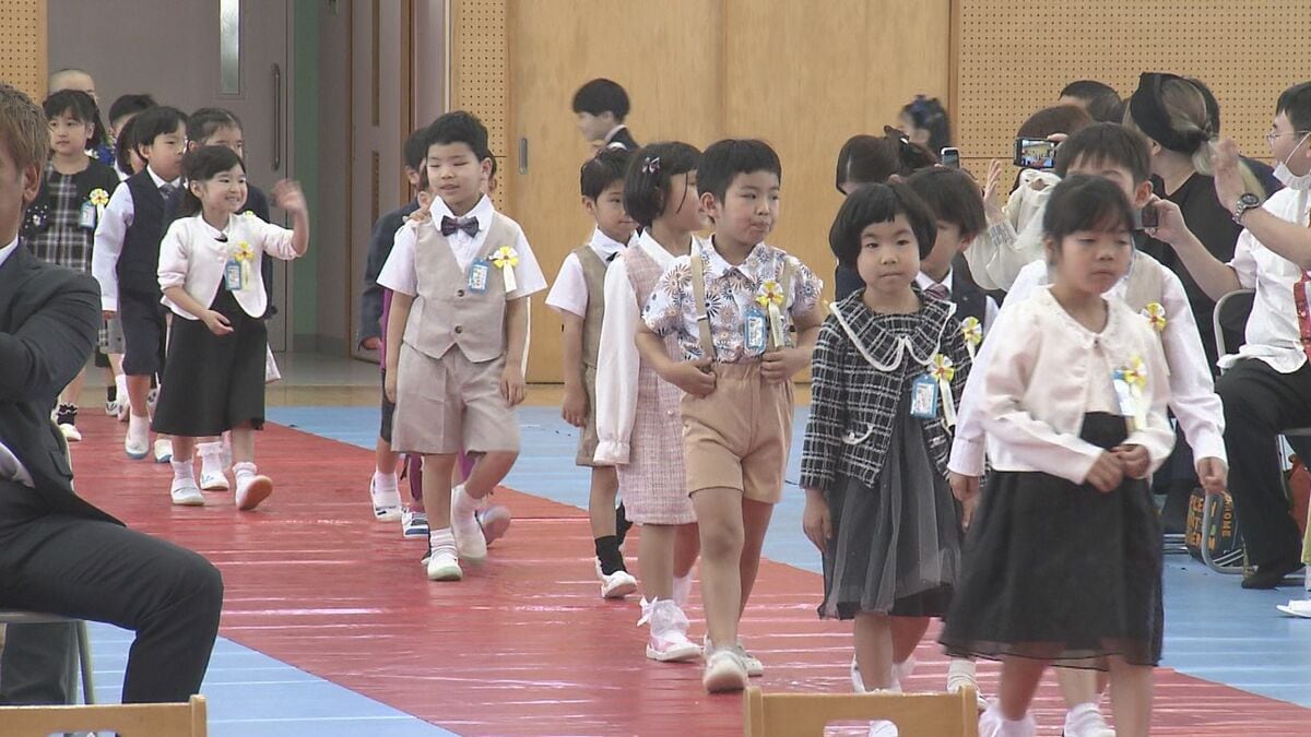 ドキドキする」各地でピカピカの新1年生の入学式 | TBS NEWS DIG