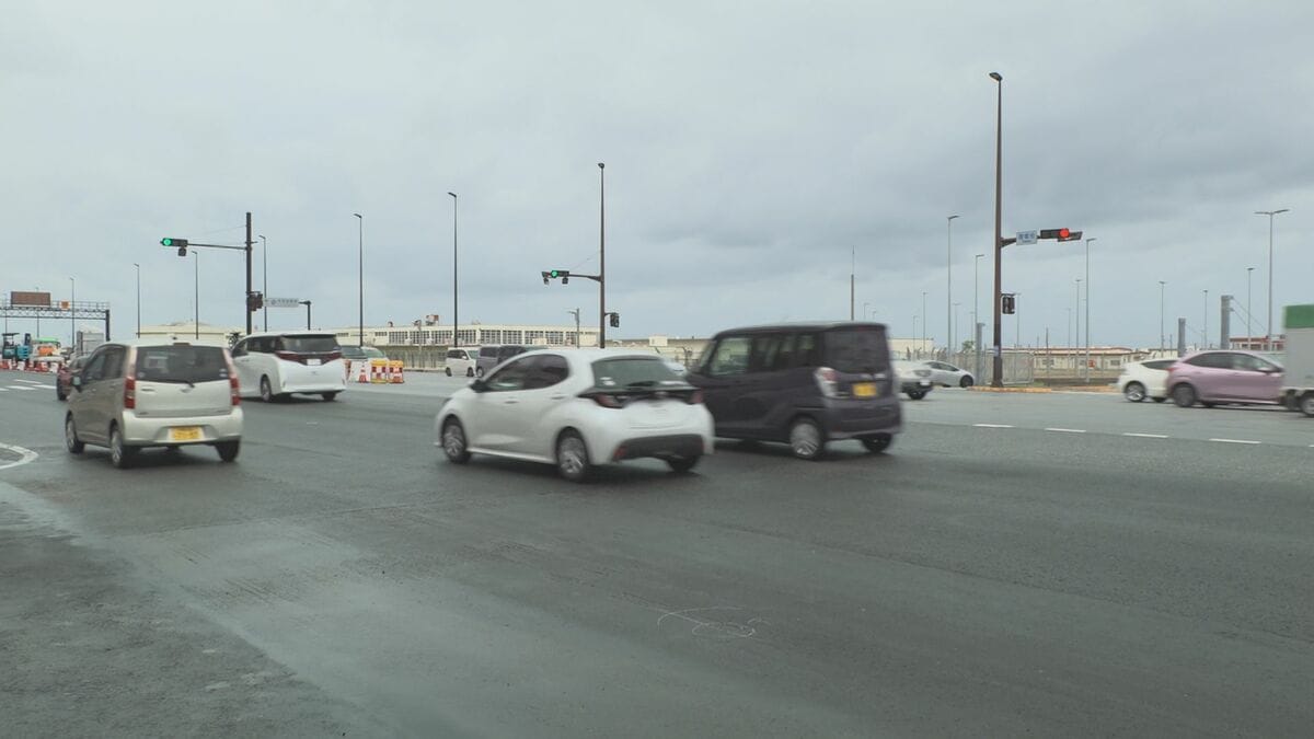 国道の交差点で事故　オートバイの海兵隊男性が死亡