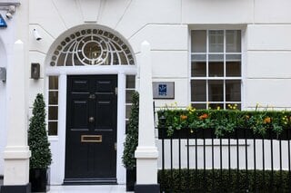 破綻の英住宅金融MFS創業者に資産凍結命令－借り入れ20億ポンド以上| TBS CROSS DIG with Bloomberg