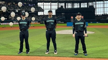 日本ハム】来季のエスコン4月限定ユニフォームを発表 高級感のある