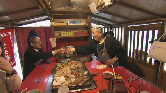 1964年から続く仙台最後の屋台“逆さちょうちん”「大分軒」91歳店主「明日ってのは考えてない。かっこいいでしょ」|TBS NEWS DIG