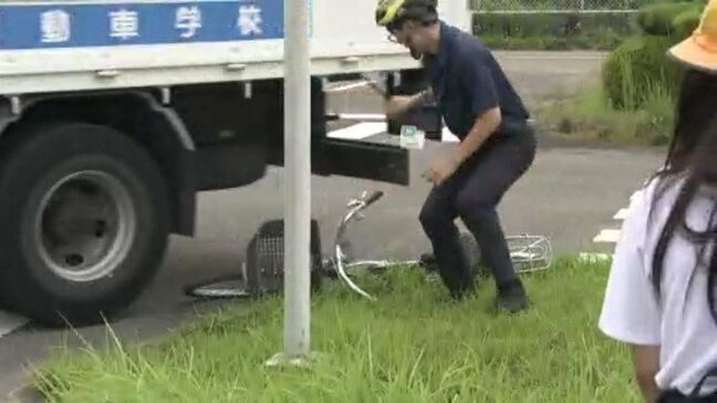 早めの点灯、ヘルメット着用も ｢車からの死角｣にも気を付けて 小学生対象の交通安全教室【愛媛･松山市】|TBS NEWS DIG