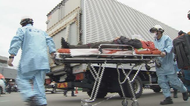 大型車両同士の事故想定 県警や消防が合同訓練 事故車両から特殊機材で負傷者休出 富山|TBS NEWS DIG