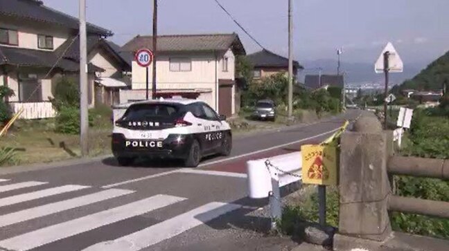 【道路横断するクマ】目撃…長野市の小学校近く「動物除けの柵あるが関係ない…怖い」と近所の人…クマは1頭、体長約1メートル…クマは見つからず|TBS NEWS DIG