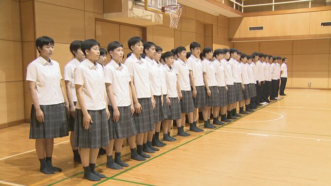 「どろんこバレーで勝ちに行く！」誠英高校でインターハイなどに出場する選手らの壮行会|TBS NEWS DIG