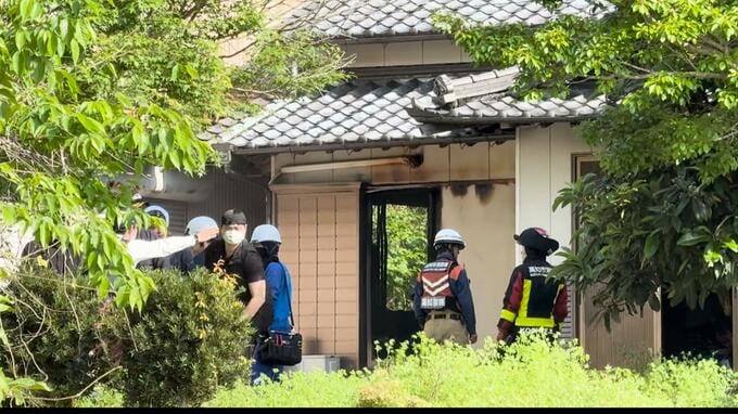 「ボン、という音と白煙が…」住宅焼ける火事、1人の遺体発見…年齢・性別不明、1人暮らしの60歳男性と連絡取れず【高知】　|　高知のニュース・天気｜KUTV NEWS | KUTVテレビ高知