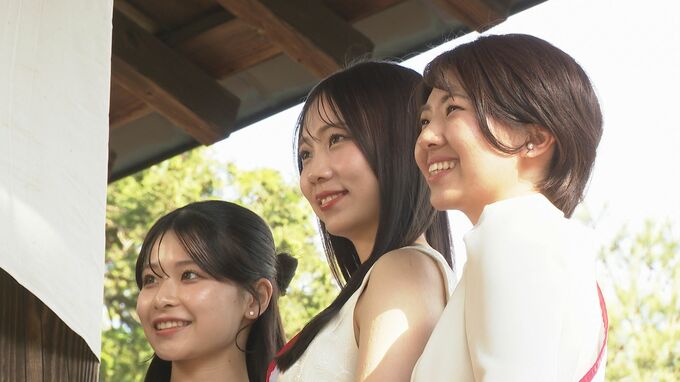 7日は金沢で“百万石行列” 2025年の「ミス百万石」はこんな人 百万石行列に華を添える3人　|　石川県のニュース｜MRO北陸放送