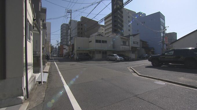 軽乗用車と歩行者(80)の事故で意識不明の重体　車は一方通行を逆走か　広島市東区　|TBS NEWS DIG