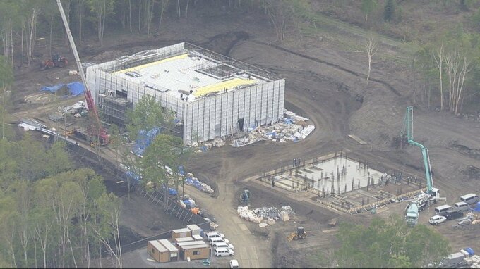【独自】羊蹄山の麓にポツンと…中国系とみられる人物が建てようとしている建築物　森林法違反の可能性で北海道は工事停止を勧告　範囲を超えた無許可伐採か　倶知安町|TBS NEWS DIG