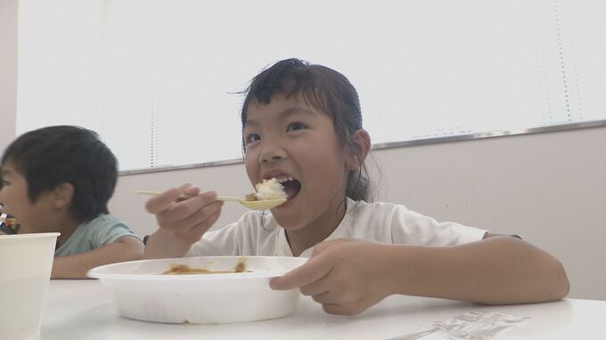 カレーにおかわりの行列！“キッズレストラン”「最高に楽しかった」子どもたちの夏休みの思い出に　|　山口のニュース・天気・防災｜tys NEWS｜ｔｙｓテレビ山口