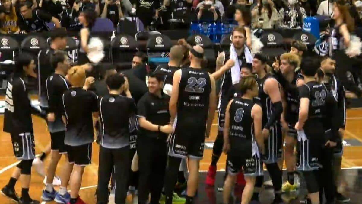 鹿児島レブナイズ　ホーム戦勝利2季連続プレーオフ進出へ