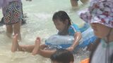 最高気温29.3度 真夏を思わせる日差しのもと沖縄各地で海開き|TBS NEWS DIG