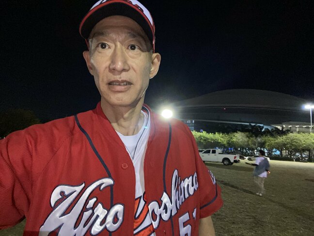 「バックネット裏のカープファン」が見たWBC侍ジャパン優勝の瞬間　2日連続「カープおじさん」とSNSで話題に|TBS NEWS DIG