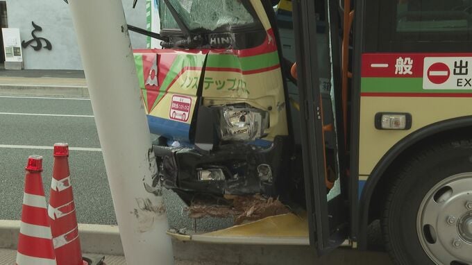 案内標識の柱に衝突 乗客6人がけが 交通局の運転手を停職2か月の懲戒処分　山口・宇部|TBS NEWS DIG