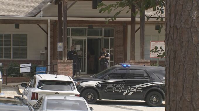 複数の州の投票所で爆破予告　FBI「多くはロシアから発信」【アメリカ大統領選挙】|TBS NEWS DIG