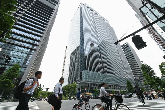 【債券週間展望】金利に上昇圧力、日銀の12月利上げ織り込み進む