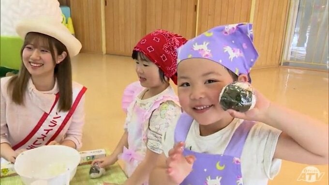保育園児30人が「おにぎりづくり」などを通して食の大切さ学ぶ　丸くノリをつけて…「100点です！」　　青森県八戸市|TBS NEWS DIG
