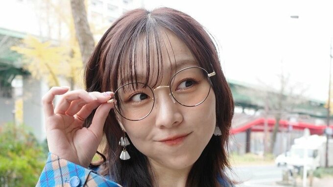 【 須田亜香里 】レアなメガネ姿を披露「いくつあってもまだまだ欲しくなっちゃう」|TBS NEWS DIG