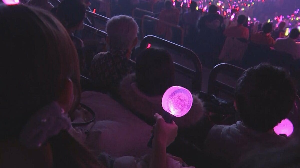 ももいろクローバーZが遺族31人を公演招待